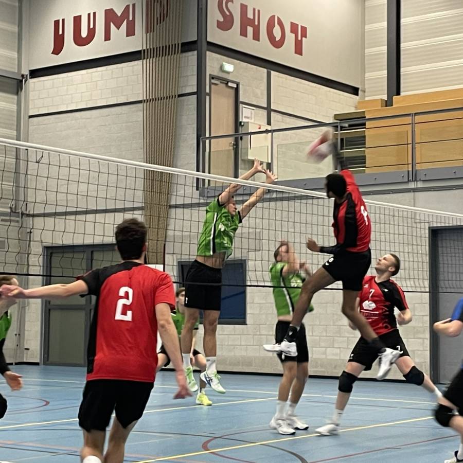 Solide spel van Kalinko Heren 1 levert de volle winst op